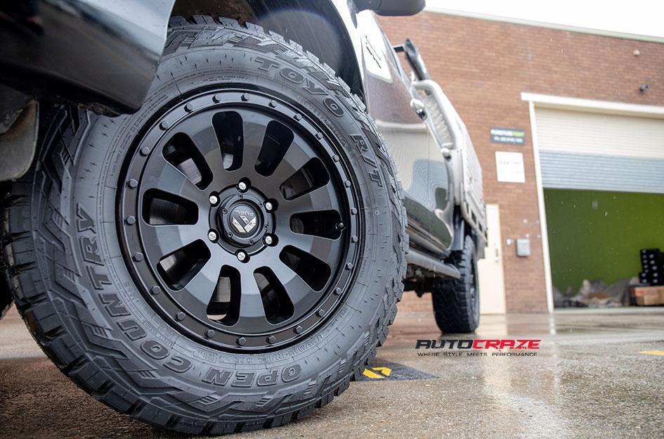 TOYOTA HILUX N80 4WD TACTIC MATTE BLACK
